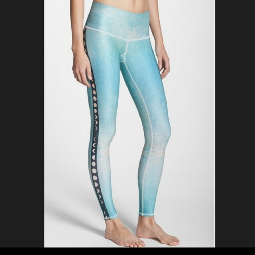 Teeki blue moon hot yoga pants XS